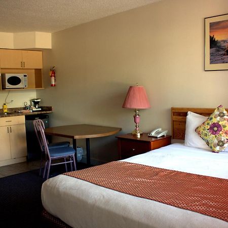 Grandview Motel Kamloops Ruang foto
