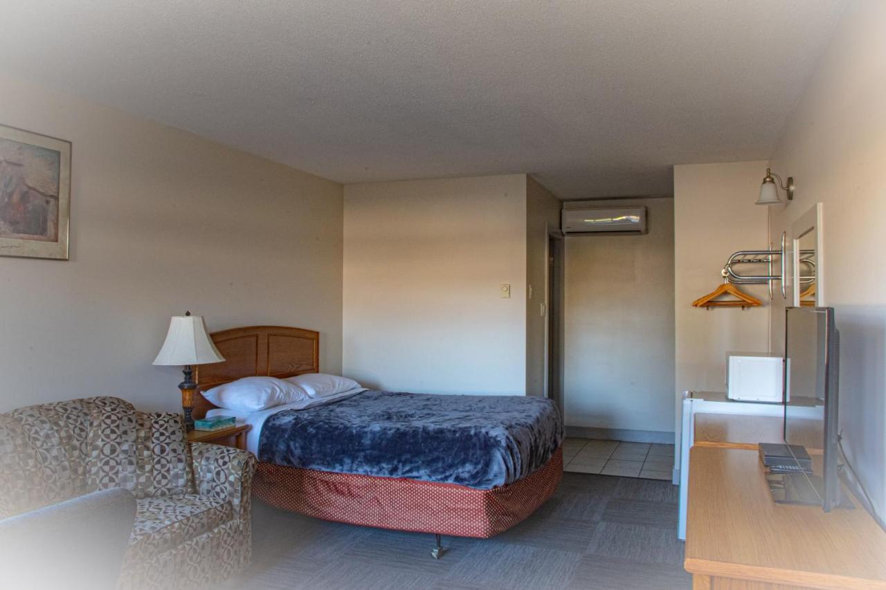 Grandview Motel Kamloops Bagian luar foto
