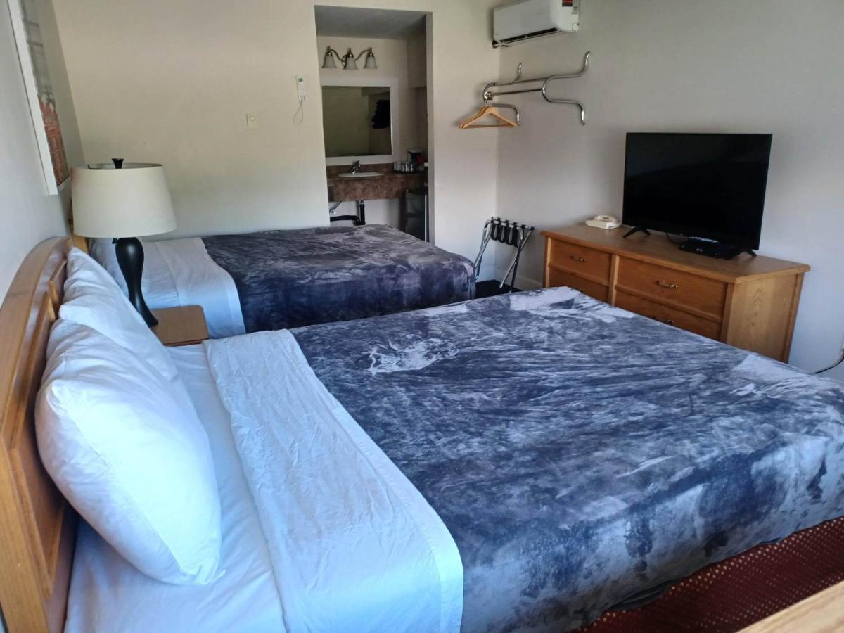 Grandview Motel Kamloops Bagian luar foto