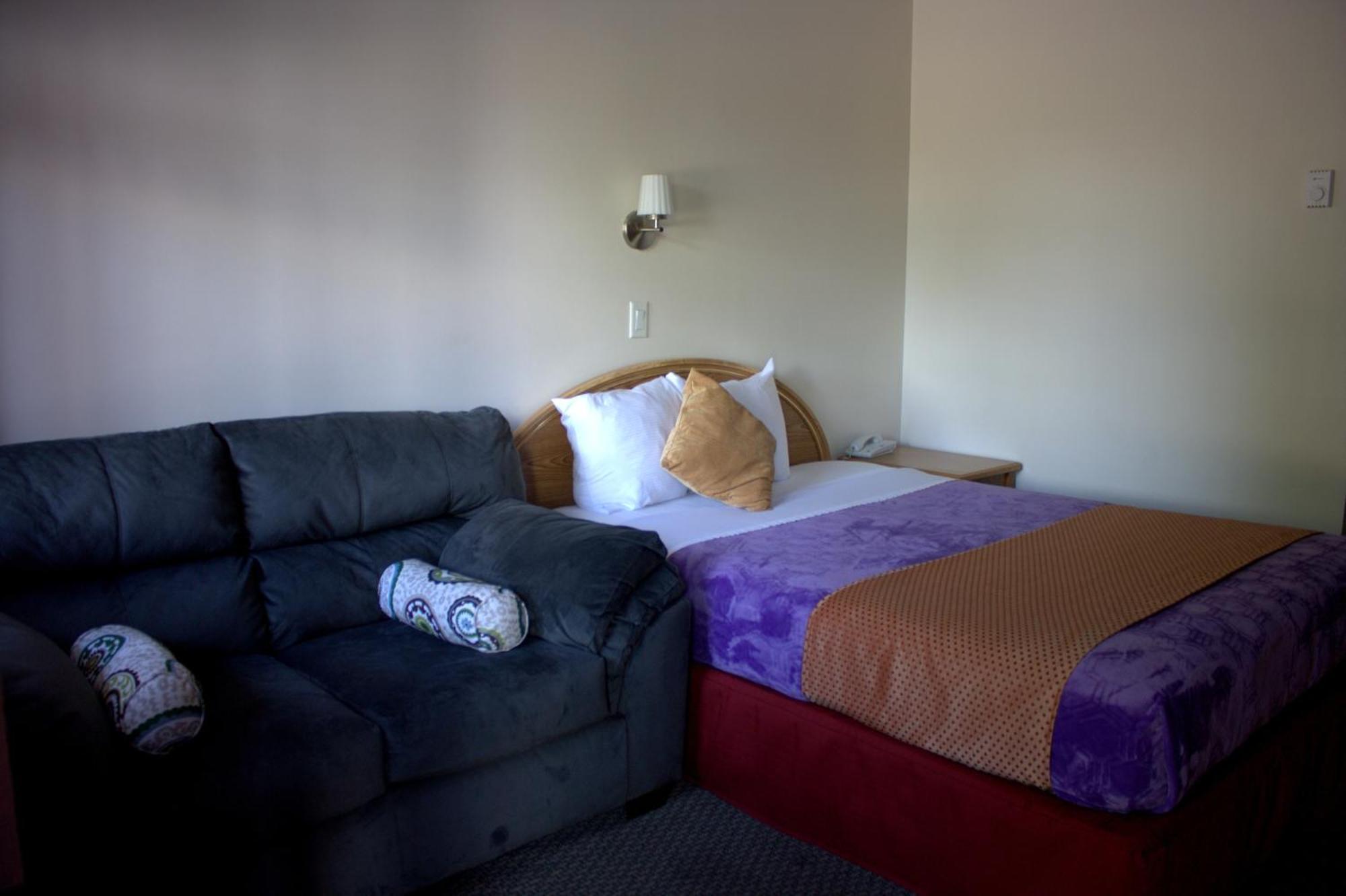 Grandview Motel Kamloops Ruang foto