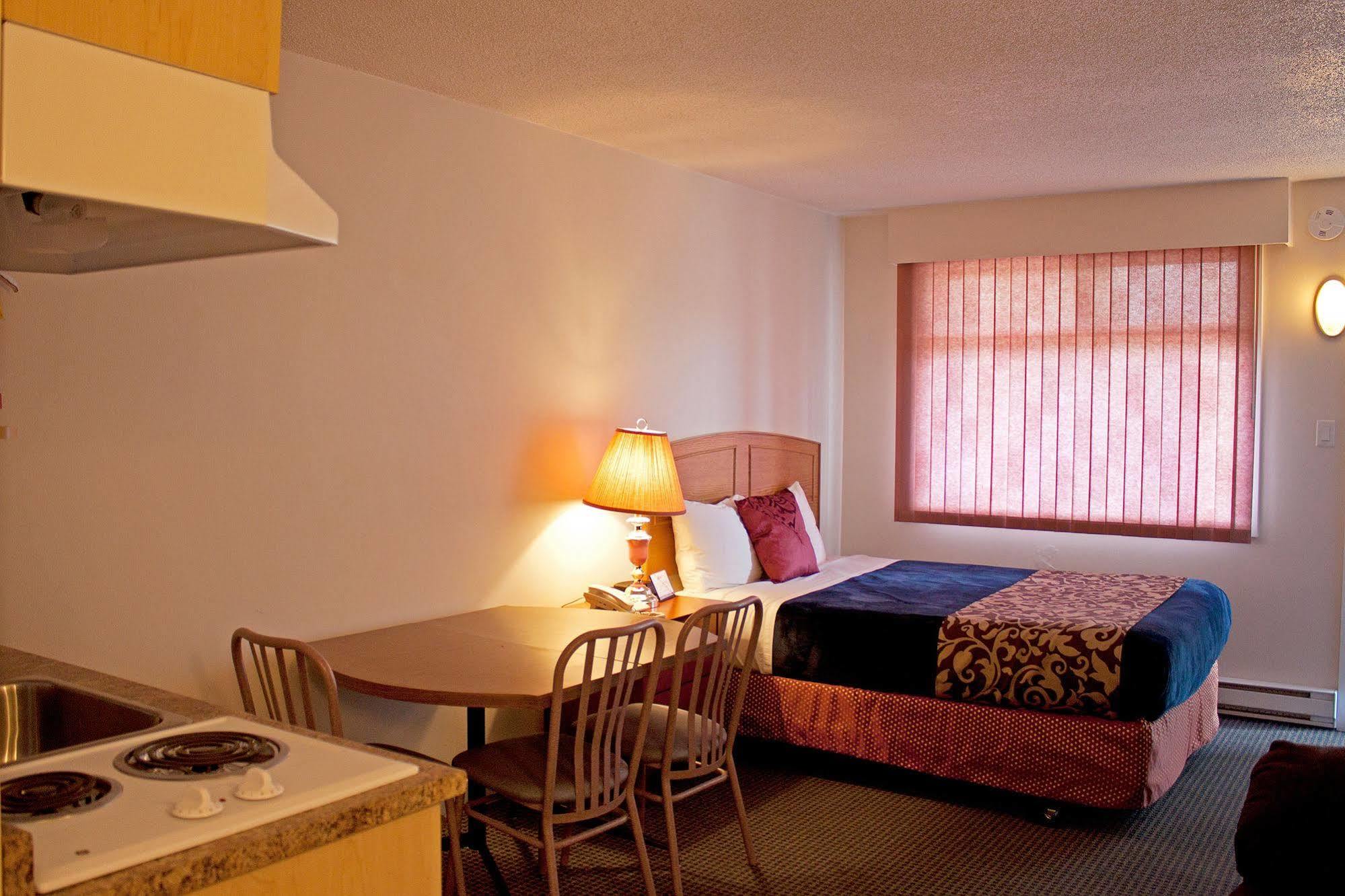 Grandview Motel Kamloops Bagian luar foto