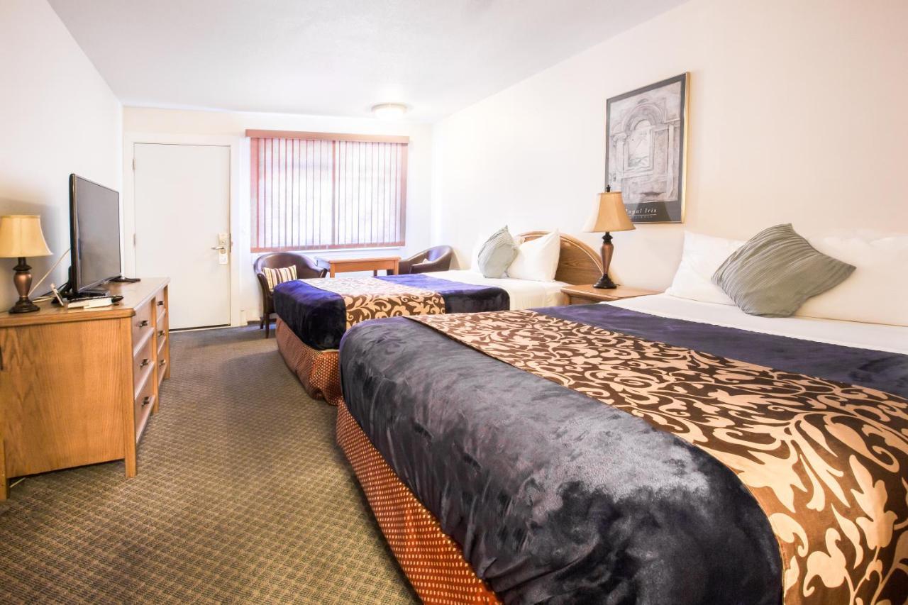 Grandview Motel Kamloops Bagian luar foto