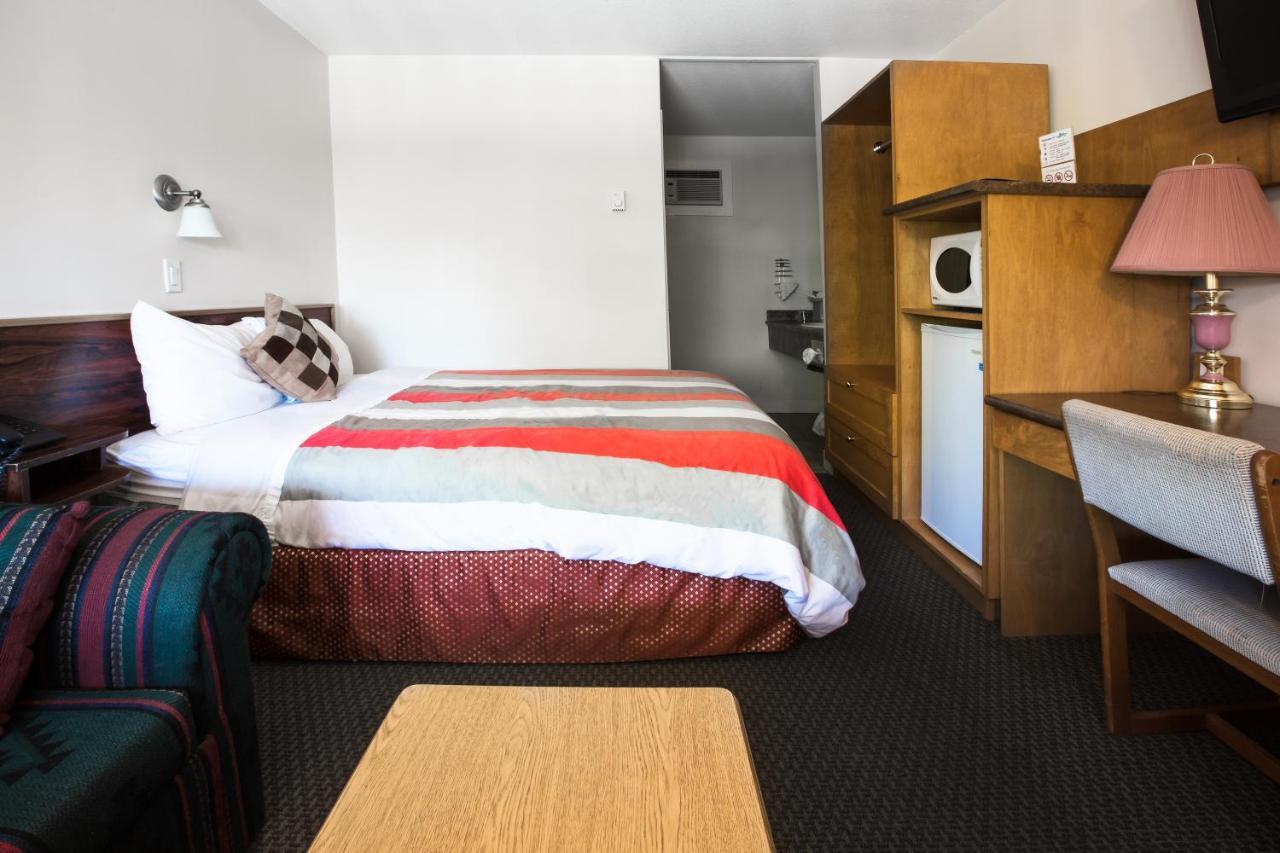 Grandview Motel Kamloops Bagian luar foto