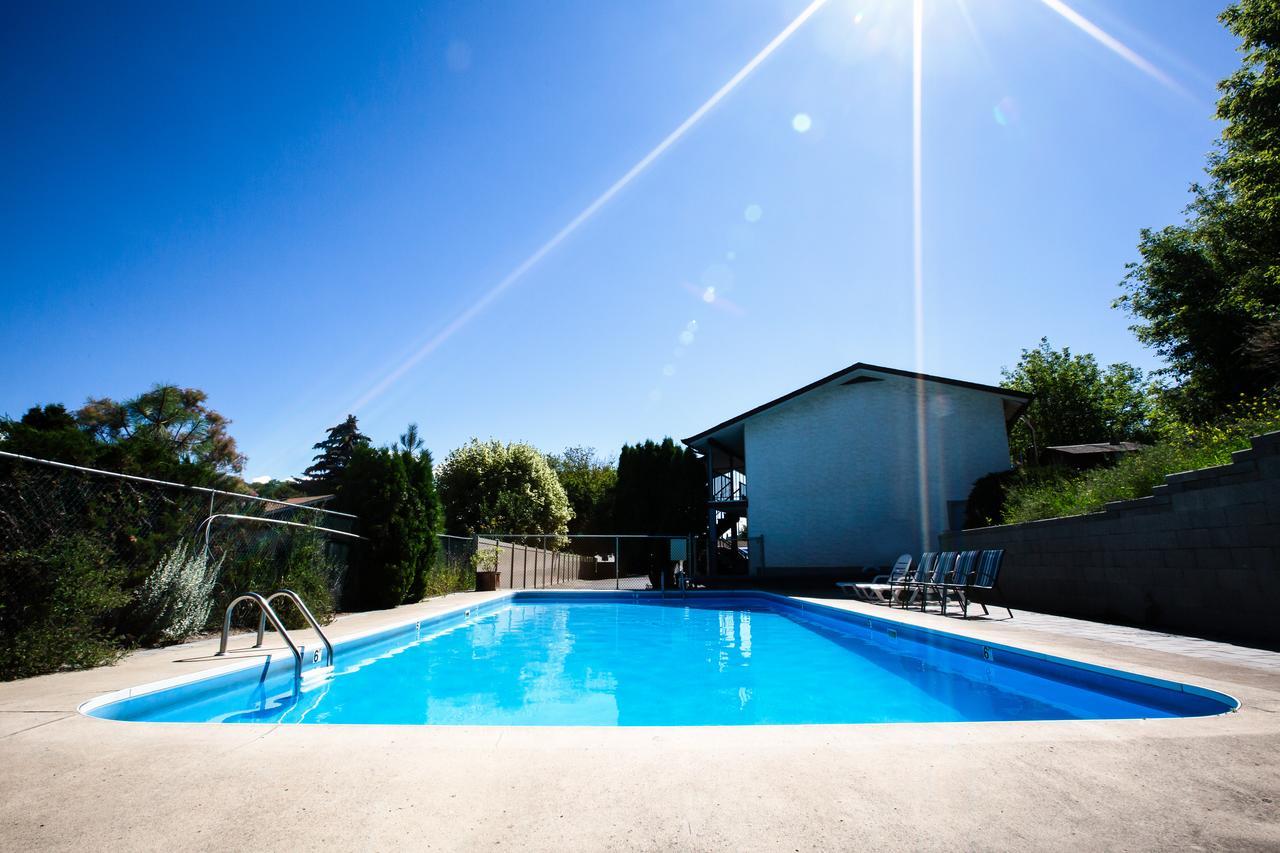 Grandview Motel Kamloops Bagian luar foto
